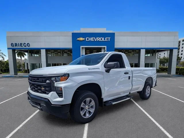 New 2025 Summit White Chevrolet WT image 4