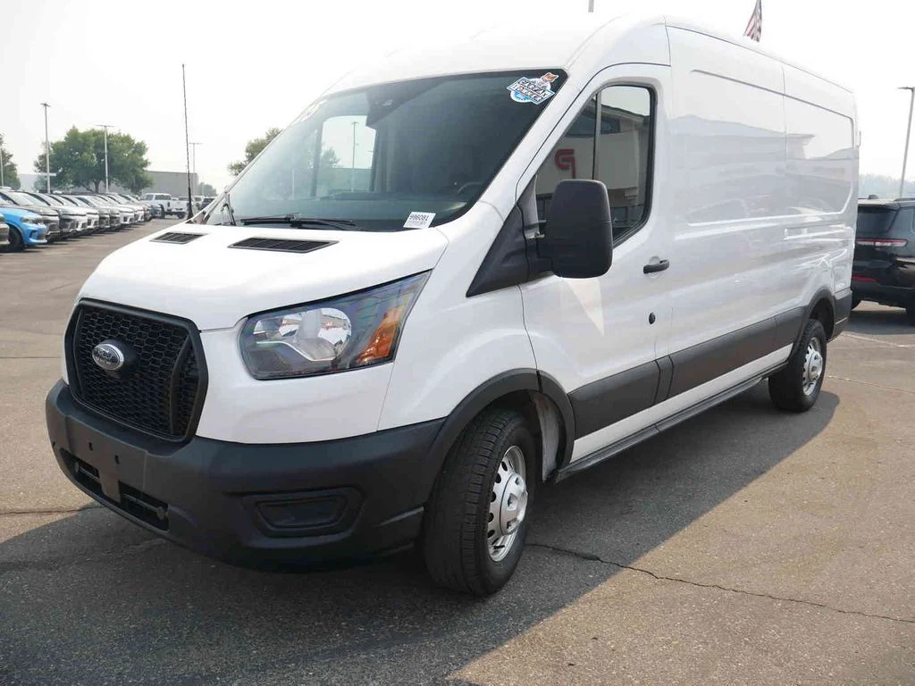 Used 2025 White Ford Base image 4