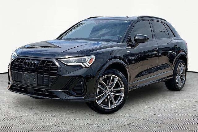 2023 Audi Q3 Premium