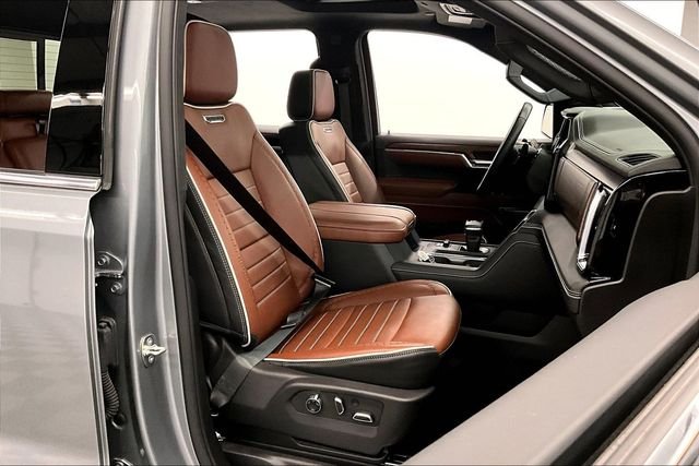 Used 2024 Sterling Metallic GMC Denali Ultimate image 8