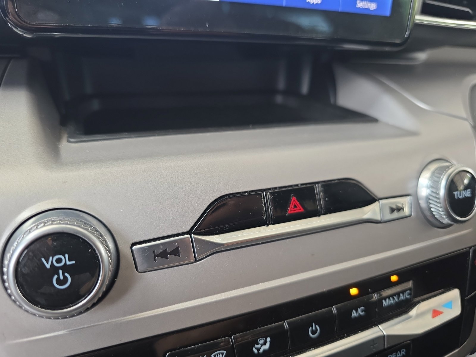 Used 2023 Silver Metallic Ford XLT image 14