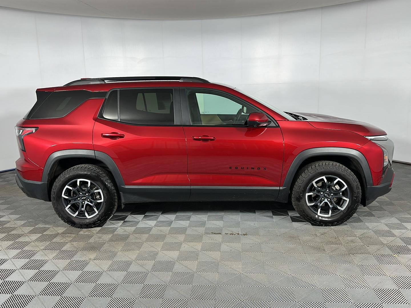 Used 2025 Radiant Red Tintcoat Chevrolet AWD ACTIV image 28