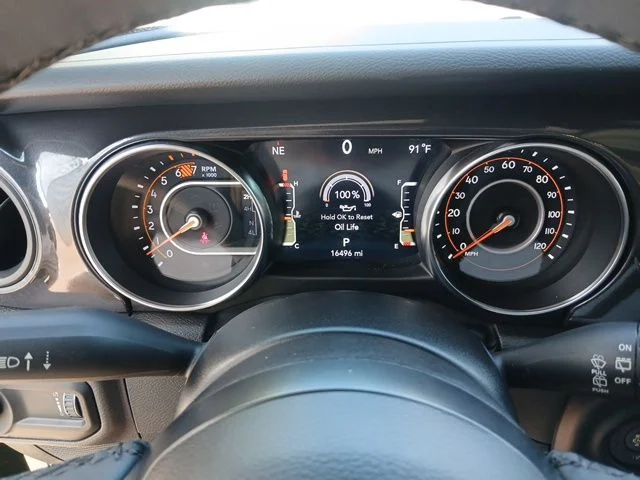 Used 2023 Green Jeep Sport image 42