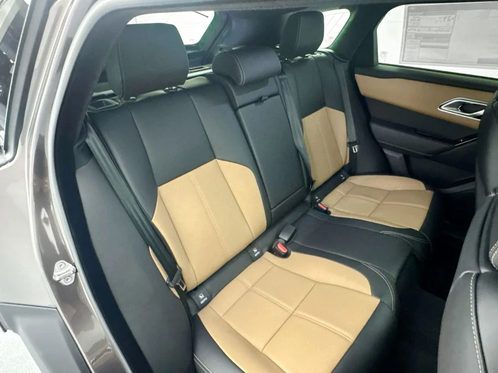 New 2026 Charente Grey Land Rover Autobiography image 28