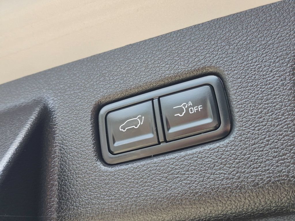 Certified Used 2024 Gray Kia EX X-Line image 9