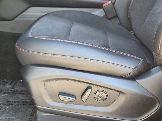 New 2026 Star White Metallic Tri-Coat Ford Active image 37
