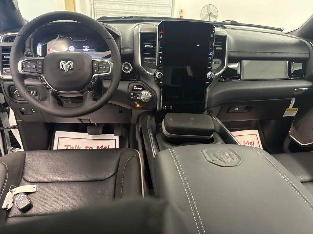 New 2026 Bright White Clear-Coat Exterior Paint RAM Laramie image 13
