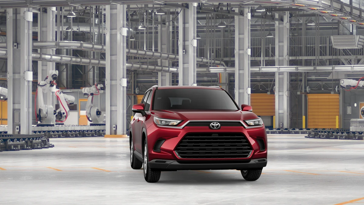 New 2026 Ruby Flare Pearl Toyota XLE image 28