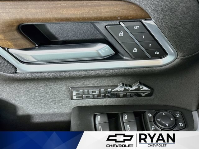2026 Chevrolet Silverado 1500 High Country - Photo 18