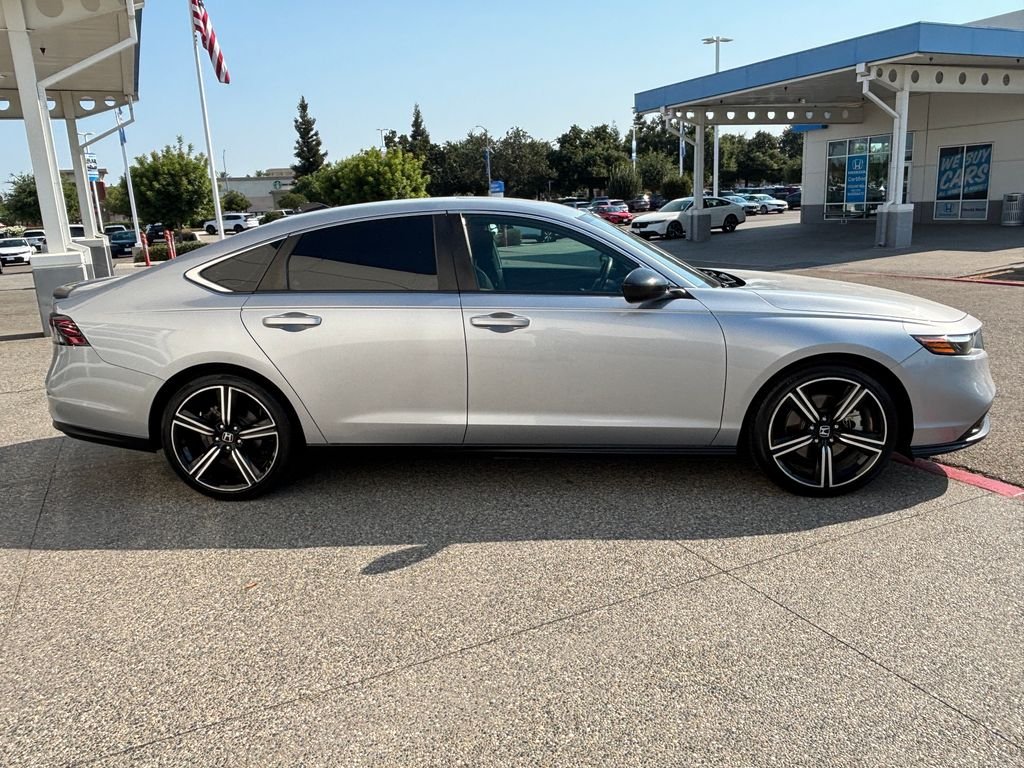 Certified Used 2023 Lunar Silver Metallic Honda HYBRID SPORT BD image 4