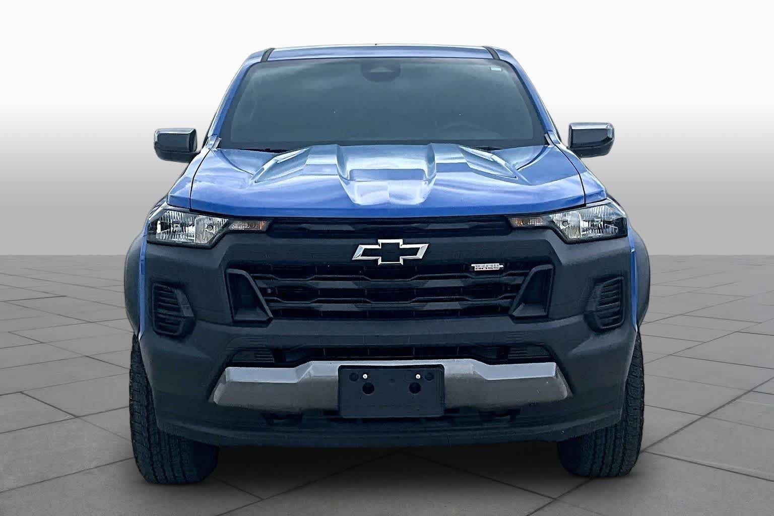 Used 2025 Reef Blue Metallic Chevrolet 4WD Trail Boss image 3