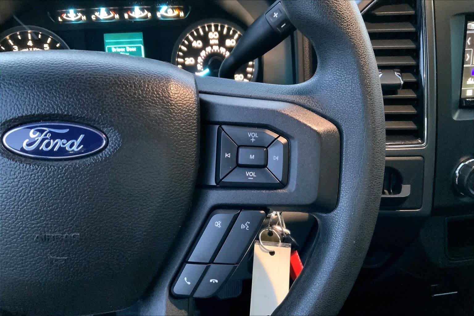 Used 2018 Oxford White Ford XLT image 24
