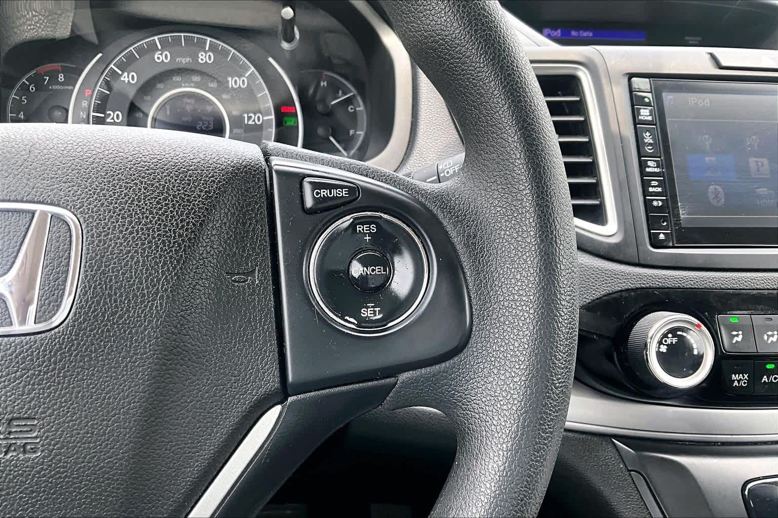 Used 2015  Honda EX image 25