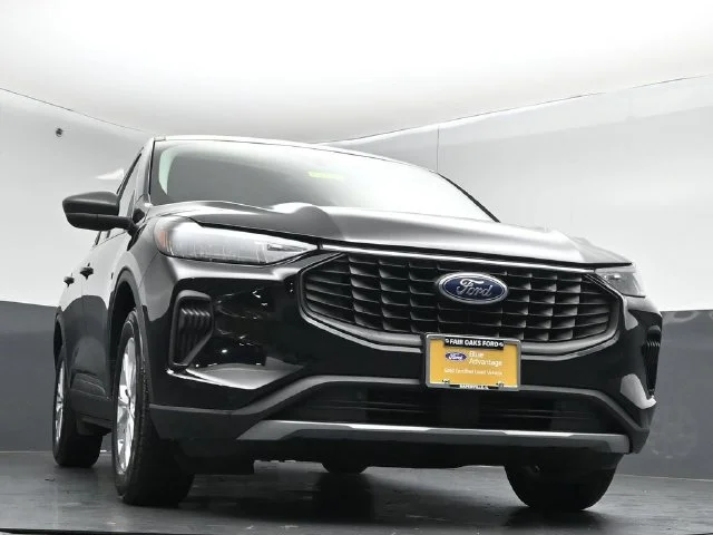 Certified Used 2023 Black Metallic Ford Active image 37