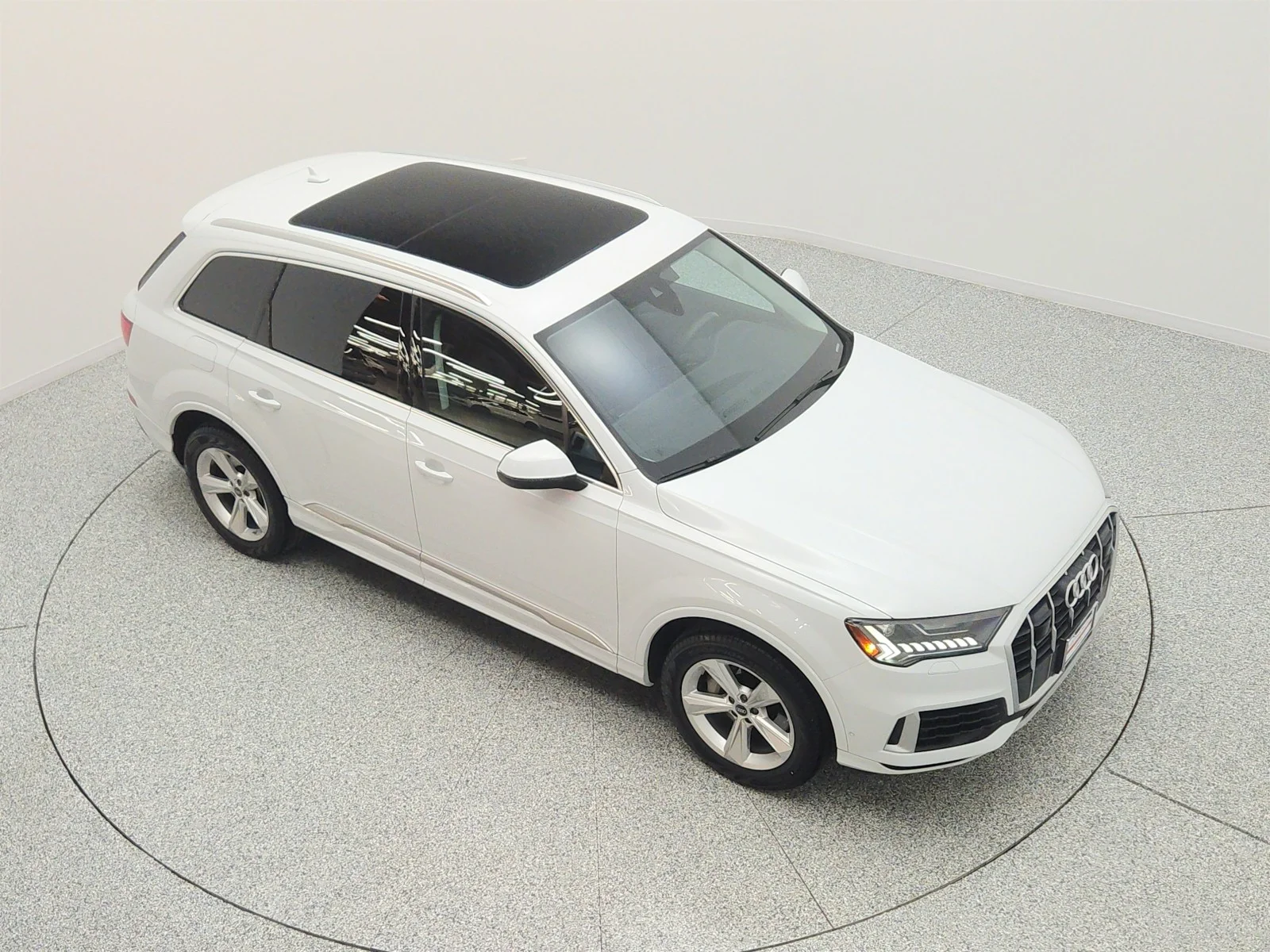 Used 2023 Glacier White Metallic Audi Premium Plus 45 TFSI quattro image 24