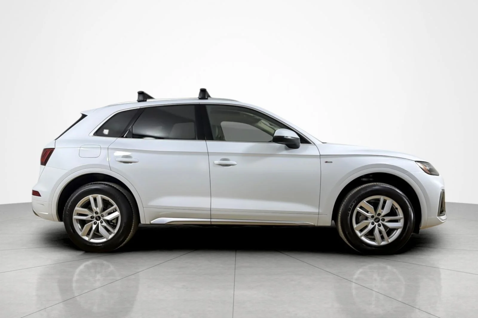 Used 2023 Glacier White Metallic Audi S line Premium 45 TFSI quattro image 6