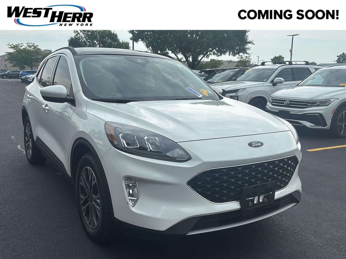 Used 2022 Star White Metallic Tri-Coat Ford SEL image 1