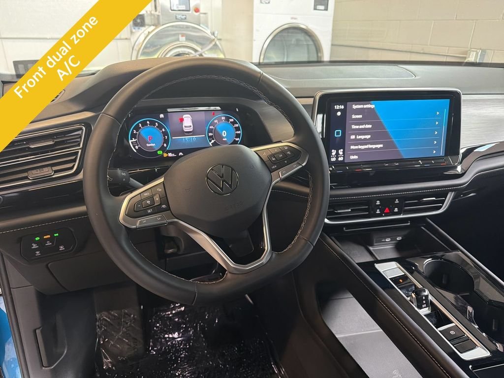 Used 2024 Blue Volkswagen 2.0T SE w/Technology image 9