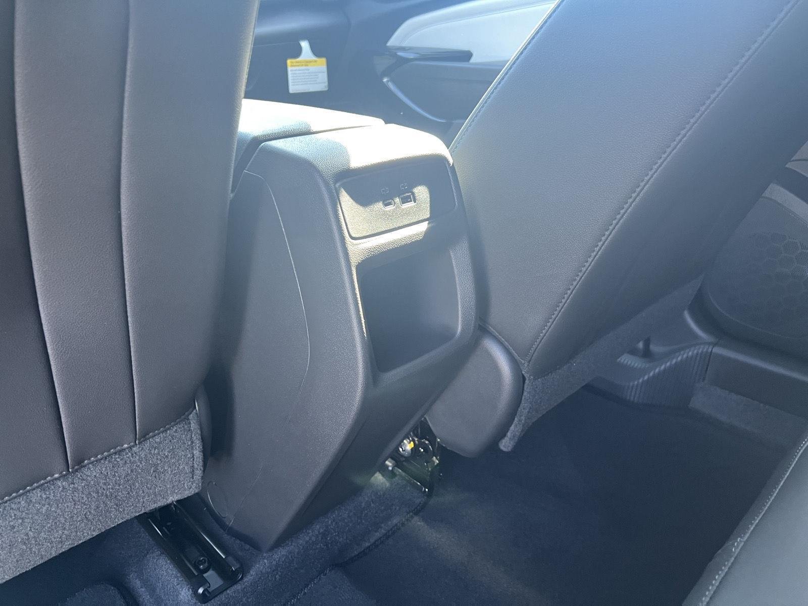 2026 Chevrolet Trax LT - Photo 31