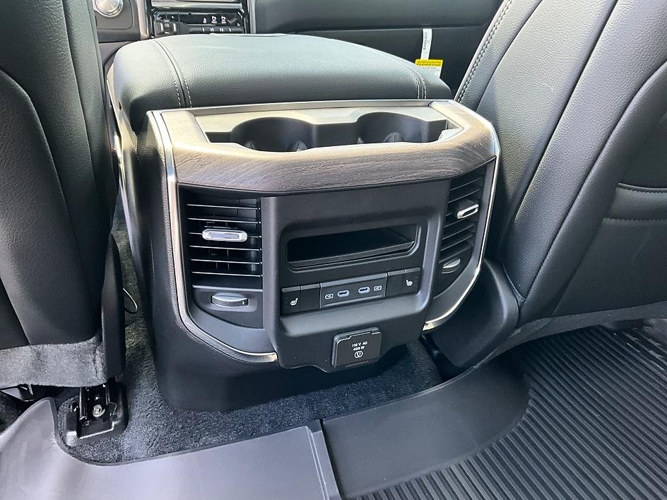 New 2026 Bright White Clear-Coat Exterior Paint RAM Laramie image 31