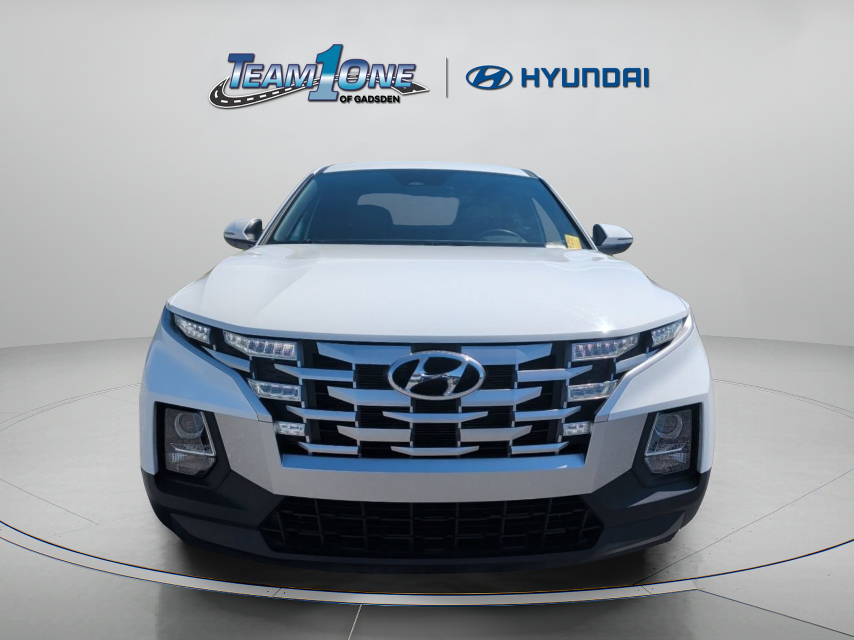 Used 2023 Atlas White Hyundai SEL image 2