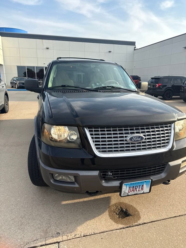 Used 2004 Black Ford XLT image 10