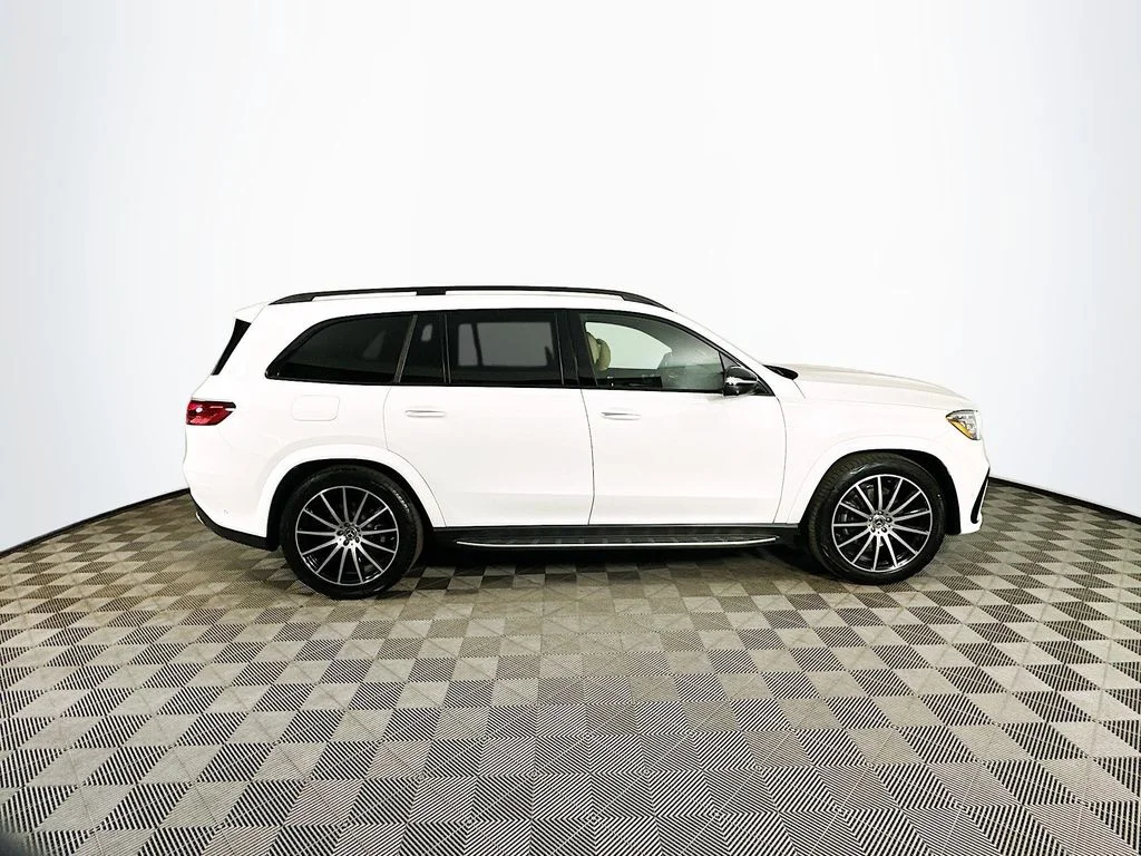 Used 2026 White Mercedes-Benz GLS 580 image 8