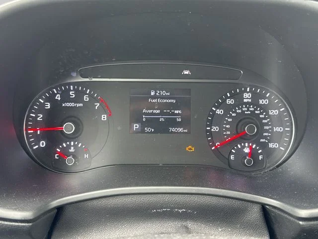 Used 2022 Black Kia LX image 9