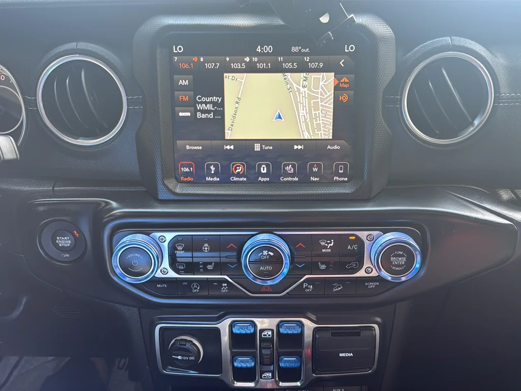 Used 2019 Blue Jeep Unlimited Sahara image 22