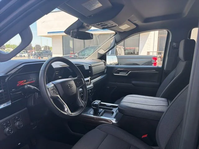Used 2023 Black Chevrolet RST image 8