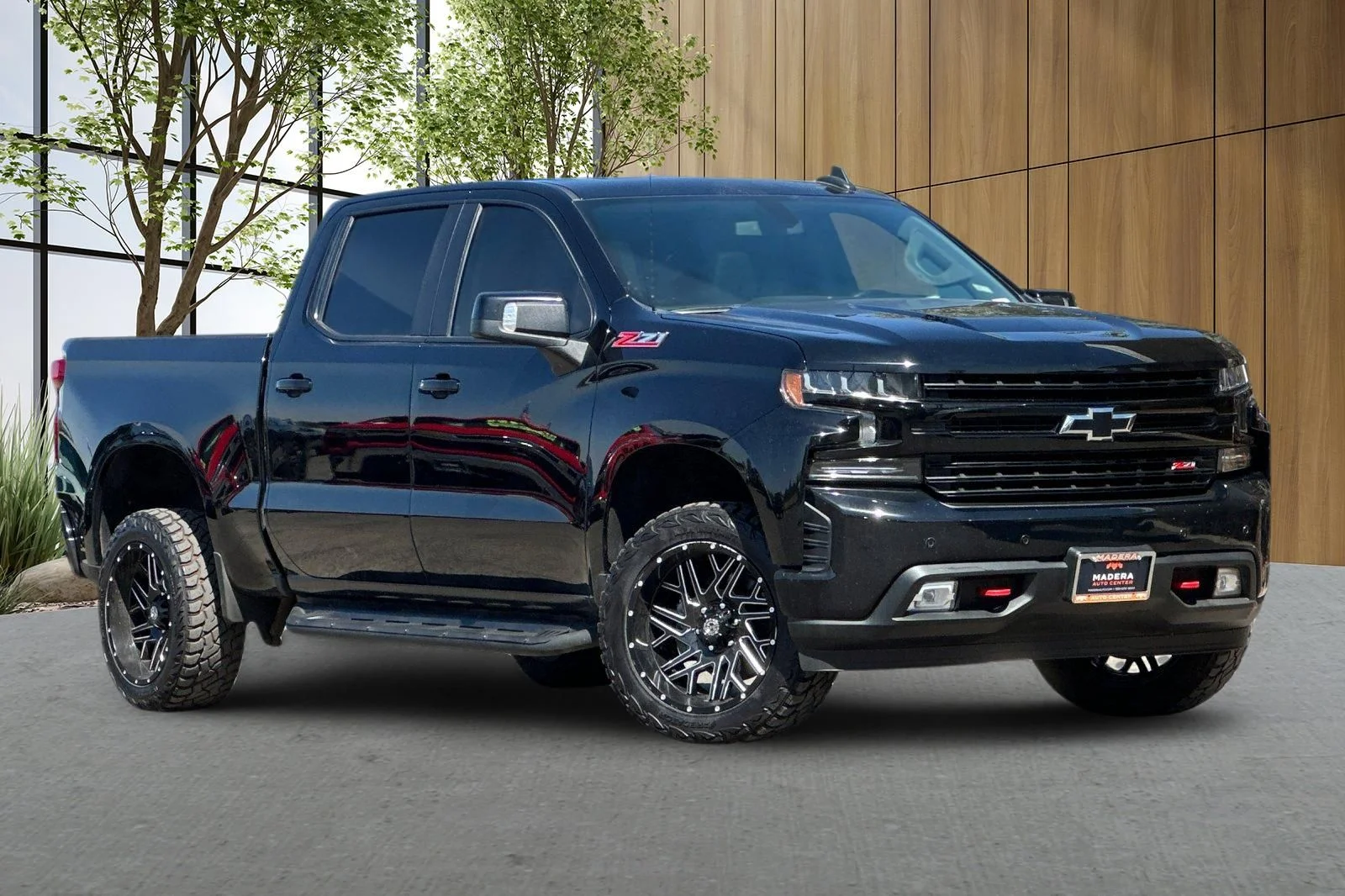 Used 2022 Black Chevrolet LT Trail Boss image 1