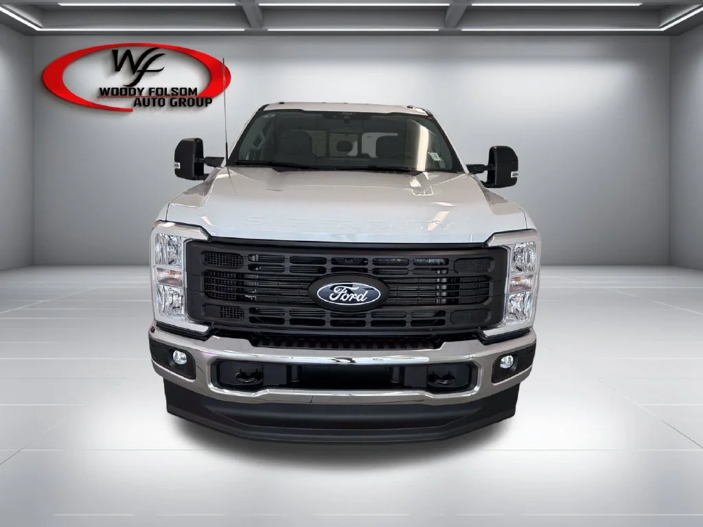 New 2027 White Ford XL image 2