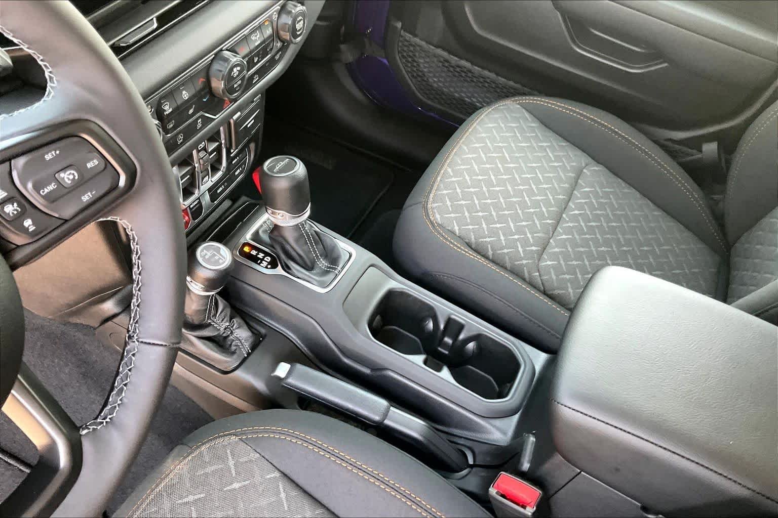 New 2026 Reign Exterior Paint Jeep Mojave image 7