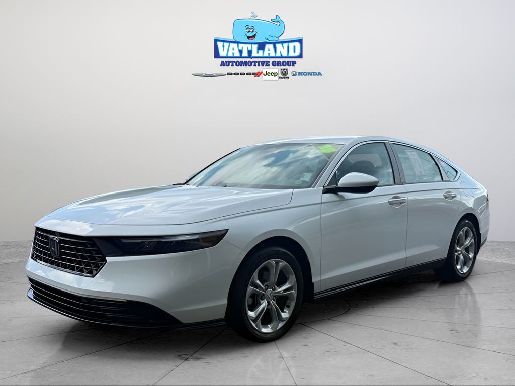 Used 2023 White Honda LX image 37