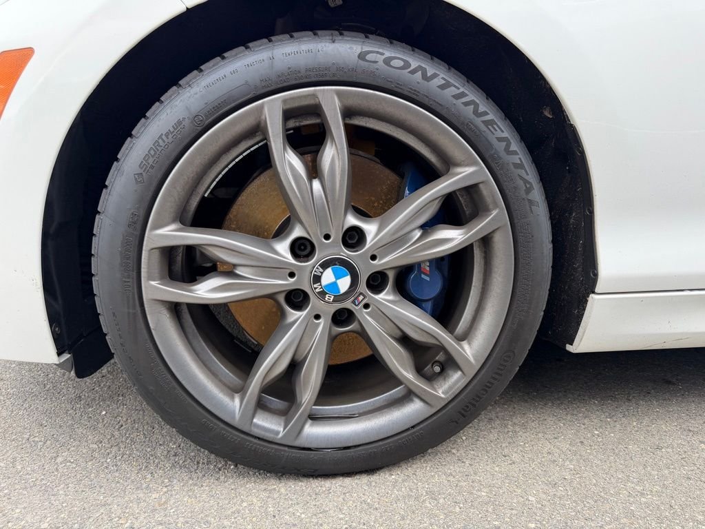 Used 2016 White BMW M235i image 6