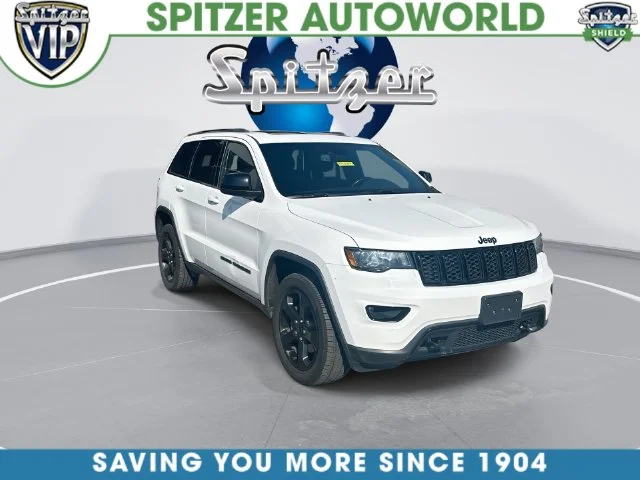 Used 2020 White Jeep Laredo image 3