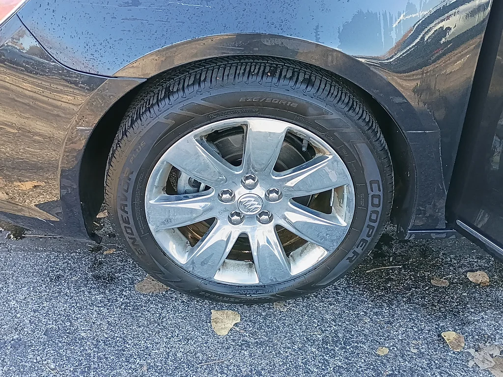 2012 Buick LaCrosse Premium 1, photo 10 of 12