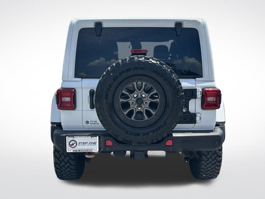 Used 2022 White Jeep Unlimited Rubicon 392 image 6