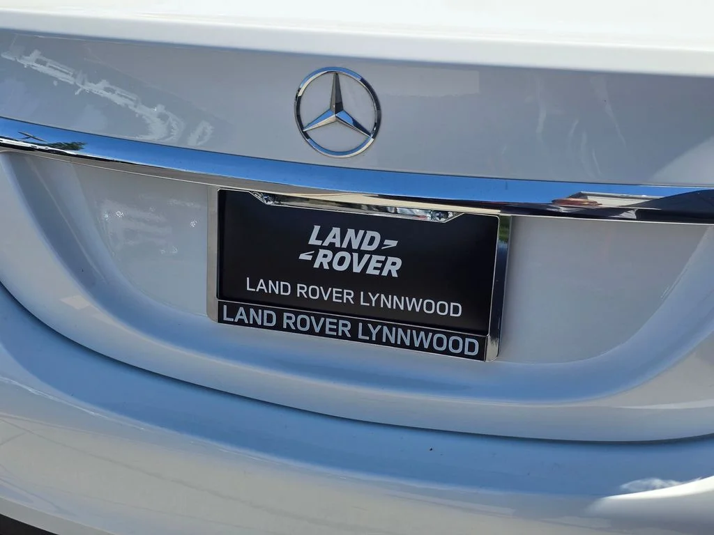 Used 2017 White Mercedes-Benz C 300 image 16