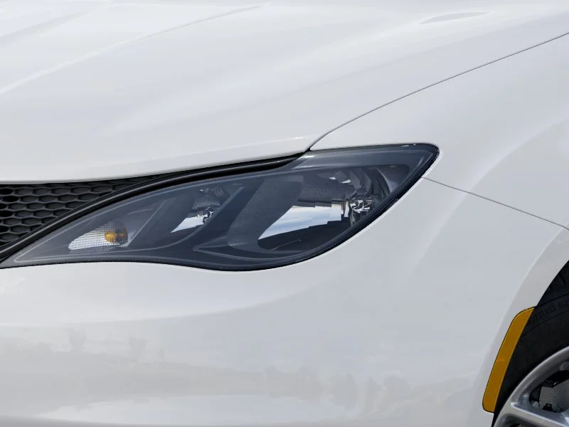 New 2027 Bright White Clear-Coat Exterior Paint Chrysler LX image 38