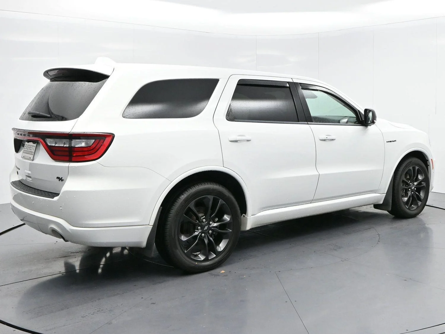 Used 2022 White Knuckle Clearcoat Dodge R/T Plus image 7
