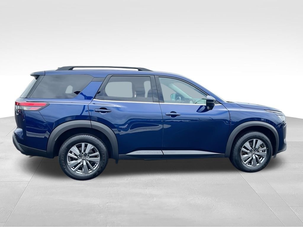 Used 2025 Blue Nissan SV image 10