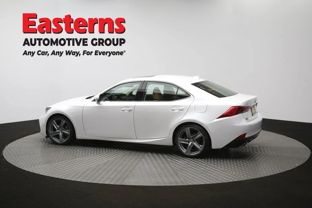 Used 2018 White Lexus 300 image 62