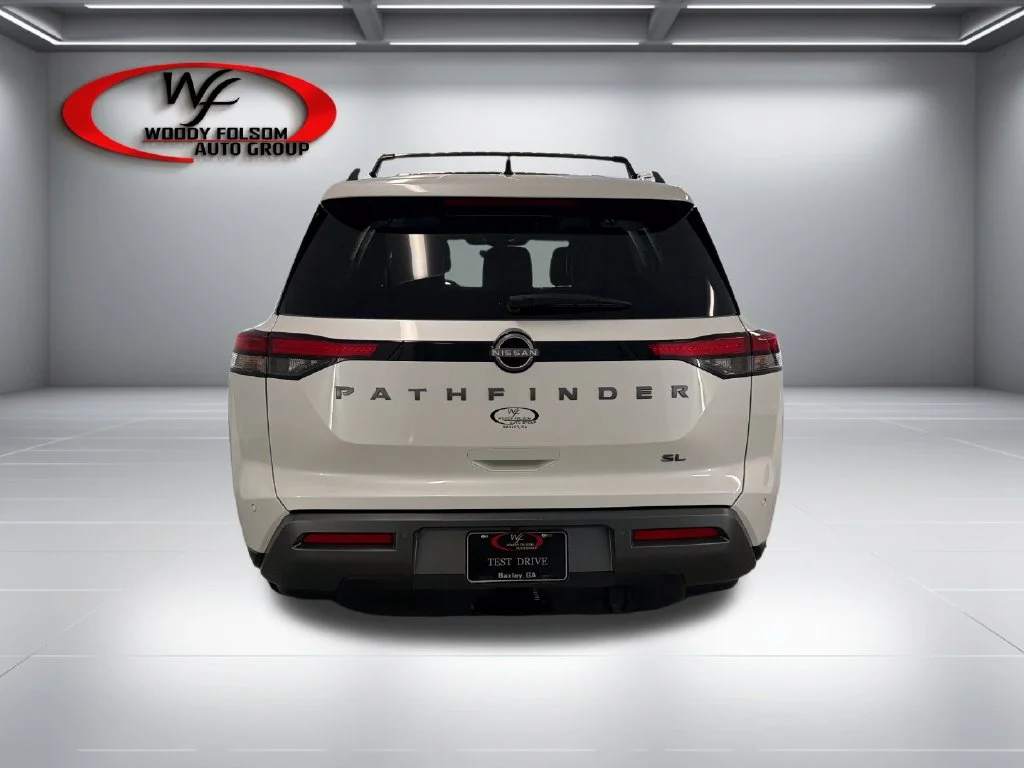 New 2026 Everest White Pearl TriCoat Nissan SL image 7
