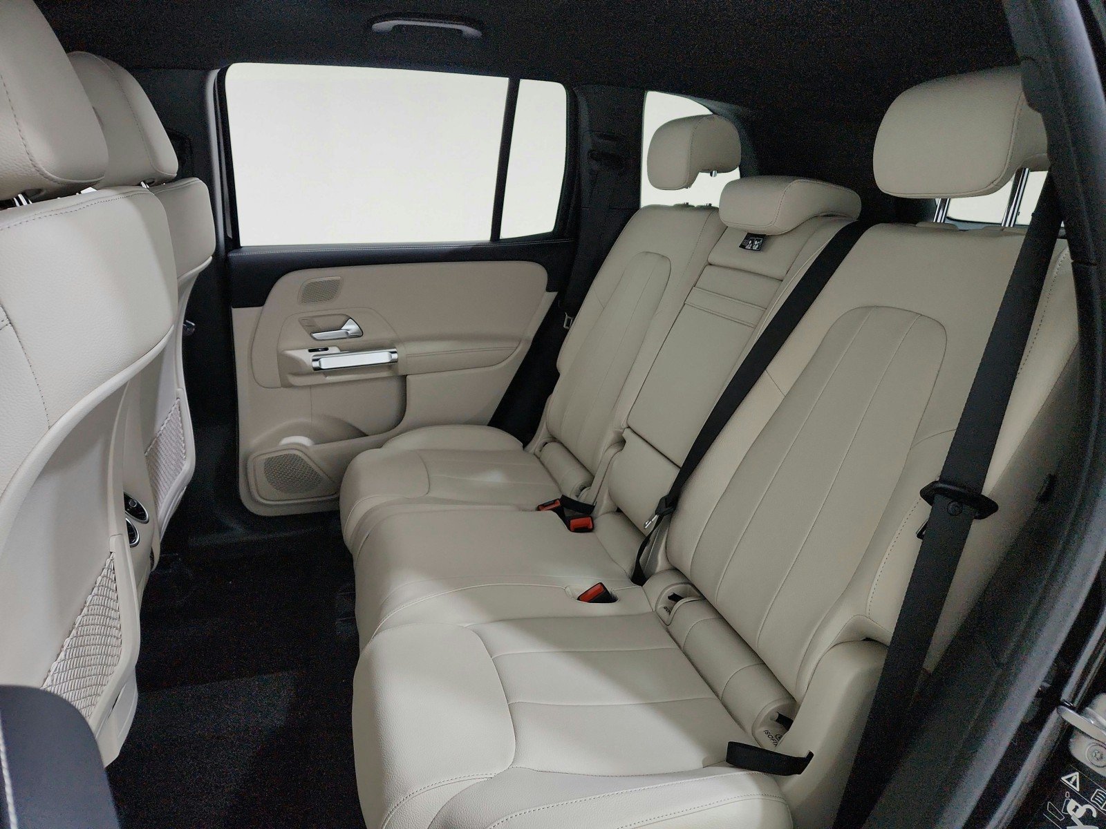 Certified Used 2026 Night Black Mercedes-Benz GLB 250 image 18