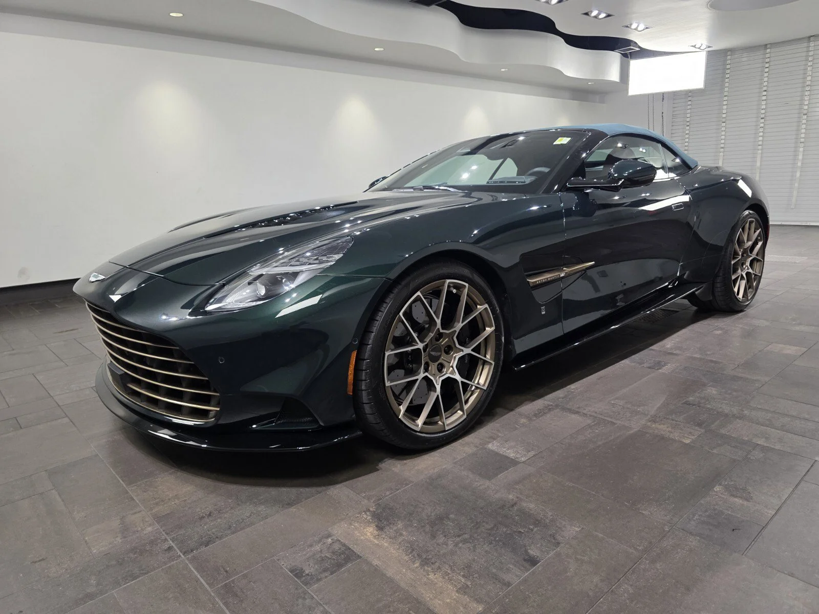 Used 2026 Pentland Green Aston Martin Volante 60th Anniversary Edition image 26