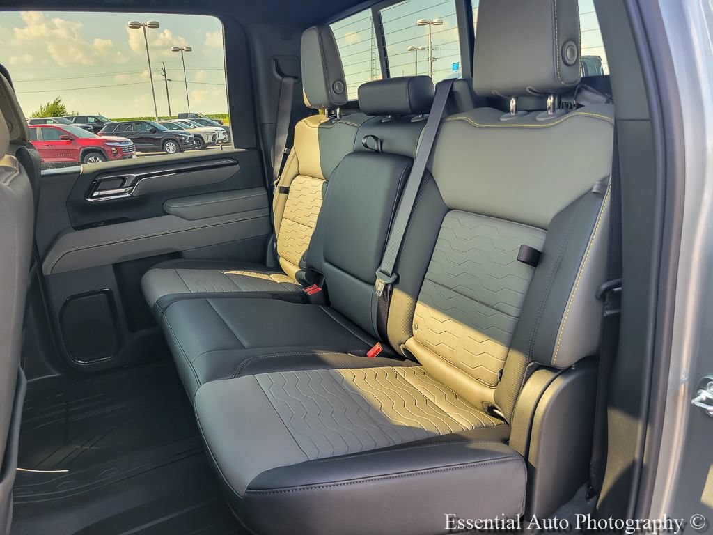 2026 Chevrolet Silverado 2500 HD ZR2 - Photo 10