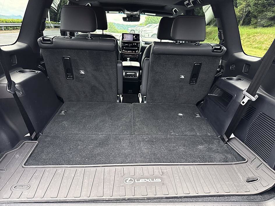 Used 2023 Onyx Black Lexus GX 460 Premium image 24