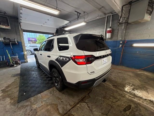 Used 2024 White Honda TrailSport image 6