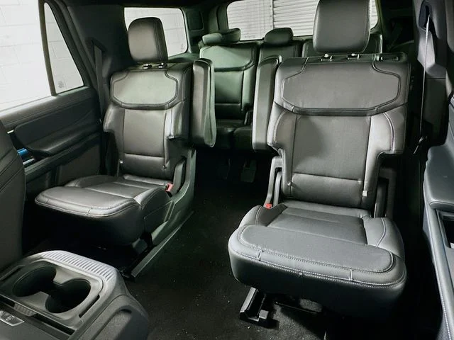 New 2026 Ford Expedition Platinum